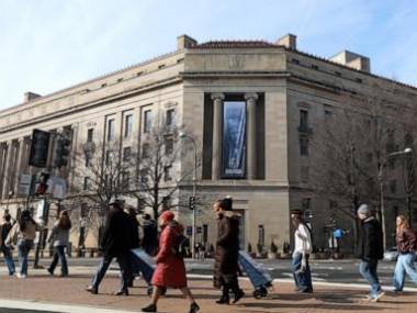 FBI and Justice Department Fast-Track Hiring to Rebuild Staff Amid Standards Concerns