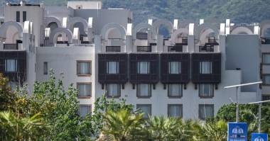 U.S.-Iran Peace Talks Resume in Pakistan Amid Ceasefire Expiration